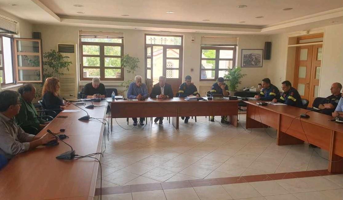 Ενίσχυση της πυρασφάλειας στην Κρήτη: Συνεργασία για την αντιπυρική περίοδο στον Δήμο Αποκορώνου