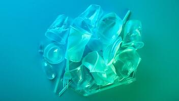 Οι ΗΠΑ ανακυκλώνουν μόλις το 5% των πλαστικών απορριμμάτων τους