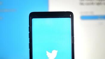 Μεγάλες εταιρείες αποσύρουν τις διαφημίσεις τους από το Twitter