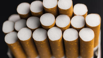 Λαθραία τσιγάρα: Ποια χώρα κέρδισε την «πρωτιά»