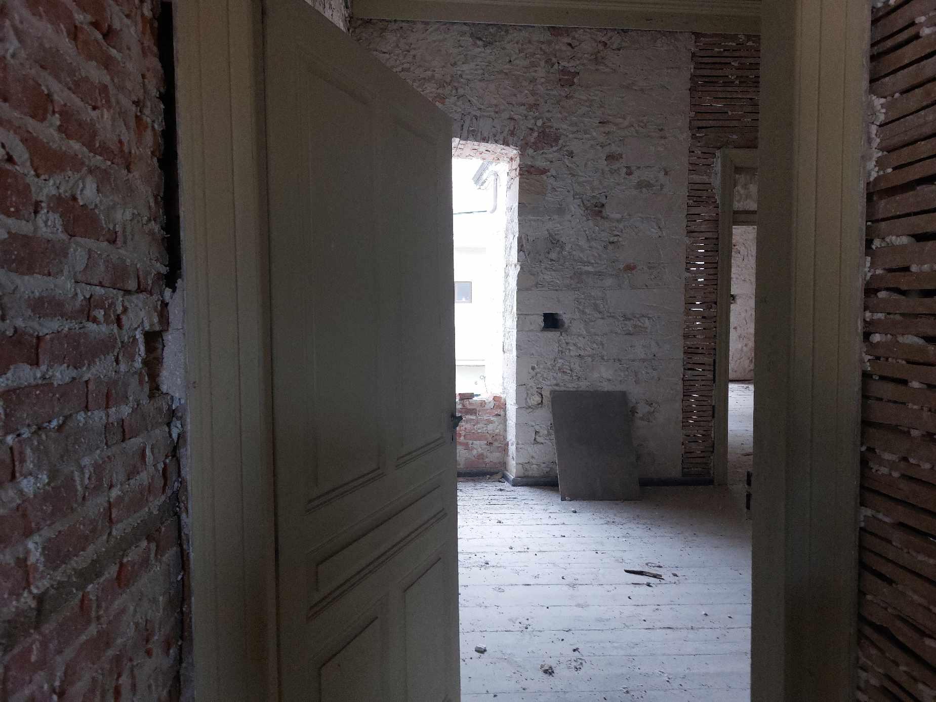 νεοκλασικό δήμαρχος 