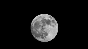 Πανσέληνος Αυγούστου 2023: Σήμερα το μεγαλύτερο φεγγάρι του χρόνου