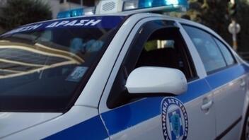 Συνελήφθησαν τρία άτομα που διέρρηξαν σπίτι στο Ίλιον