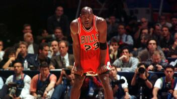 Μάικλ Τζόρνταν: Η φανέλα του από τους NBA Finals 1998 πουλήθηκε 10,1 εκατ. δολάρια!