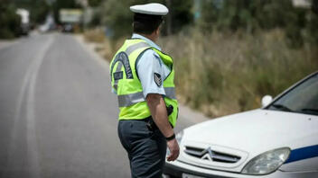 Μπαράζ ελέγχων σε επαγγελματικά οχήματα και οδηγούς - Δεκάδες παραβάσεις στην Κρήτη