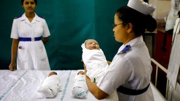 Ινδία: 23χρονη σε κώμα εδώ και επτά μήνες γέννησε ένα υγιές μωρό