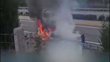 Ιόνια οδός: Φωτιά σε εν κινήσει όχημα – Εκκενώθηκε εγκαίρως