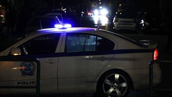 Νύχτα έντασης στην Εύβοια: Πυροβολισμοί στο αστυνομικό τμήμα Αλιβερίου - Ανθρωποκυνηγητό για τους δράστες