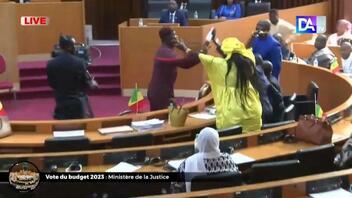 Σενεγάλη: Βουλευτής χαστούκισε γυναίκα συνάδελφό του