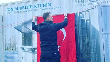Τουρκία: Βραβευμένος σεφ έκλεισε το εστιατόριό του και μαγειρεύει για τους άστεγους στο Χατάι