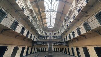 Βέλγιο: 271 κρατούμενοι μεταφέρθηκαν σε νέες εγκαταστάσεις