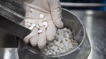 ΗΠΑ: Θα παραμείνει σε κυκλοφορία αλλά με περιορισμούς το χάπι άμβλωσης