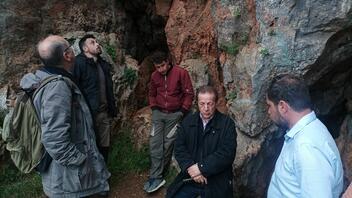 Αυτοψία-επίσκεψη στο σπήλαιο Τραπέζας στο Τζερμιάδων με στόχο την αποκατάσταση και απόδοση του προς επίσκεψη