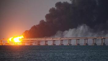 CNNi: Η Ουκρανία ανέλαβε και επίσημα την ευθύνη για την έκρηξη στη γέφυρα της Κριμαίας