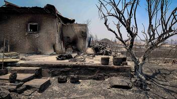 Αναστέλλονται για έξι μήνες οι πλειστηριασμοί για τους πληγέντες των πυρκαγιών 