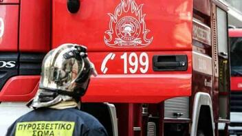 Υπό μερικό έλεγχο οι πυρκαγιές σε Βάρη, Βούλα, Κορωπί, Γραμματικό και στη Καμπιά Χίου - Αποκαταστάθηκε η κυκλοφορία στο Μαραθώνα