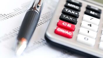 Φοροδιαφυγή: Έρχονται οι φορο-έλεγχοι σε απευθείας μετάδοση και το «κλείδωμα» των δηλώσεων