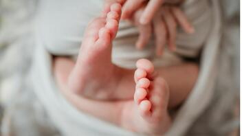 Επίδομα γέννησης: Στη Βουλή η μόνιμη αύξηση