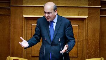 Χατζηδάκης: Το Υπουργείο Οικονομικών και η ΑΑΔΕ δεν παίζουν με τις φορολογικές δηλώσεις