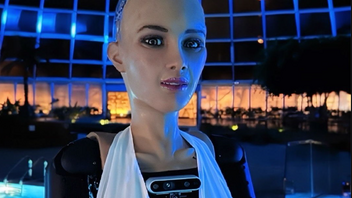Η Sophia, το ρομπότ, έρχεται στην Κρήτη και θέλει να πάει στην Κνωσό!