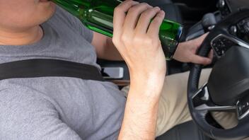 Μεθυσμένος οδηγός αθωώθηκε γιατί το σώμα του παράγει... αλκοόλ