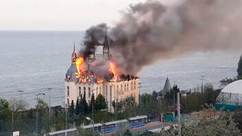 Στις φλόγες το «κάστρο του Χάρι Πότερ» μετά από ρωσική επίθεση - 5 νεκροί
