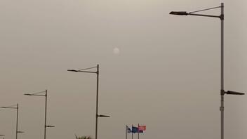 «Έρμαιο» της αφρικανικής σκόνης η Κρήτη – Προειδοποιήσεις για τη δημόσια υγεία