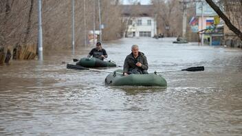 Ρωσία: Οι πλημμύρες απειλούν την πόλη Κουργκάν