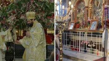 Χίος: Εντυπωσιακή η Πρώτη Ανάσταση – Χαμός και φέτος με τον «ιπτάμενο ιερέα» 