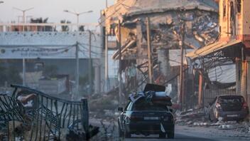 Το Ισραήλ συνεχίζει να "σφυροκοπά" τον καταυλισμό Τζαμπάλια - Τουλάχιστον 5 νεκροί στη Ράφα    
