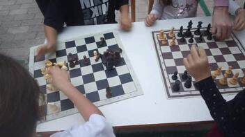 Αθλοπαιδιές, αυτοάμυνα για γυναίκες και σκάκι από τους Εθελοντές της παράταξης «Δικαίωμα στην Πόλη»