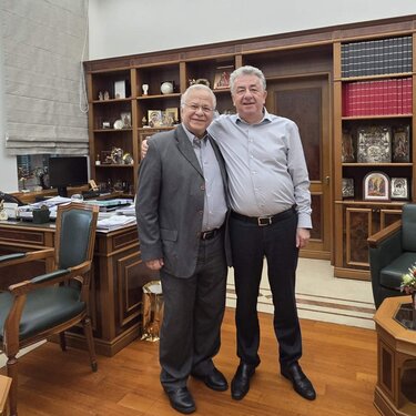 Αρναουτάκης Γιαννόπουλος