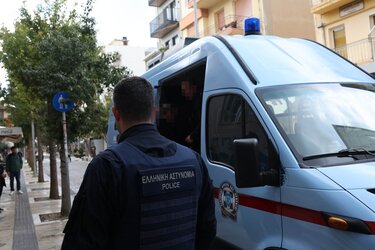 Αστυνομικός-Δικαστήρια