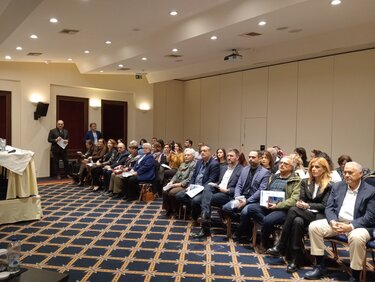 Πρόγραμμα Helios, Παριστάμενοι