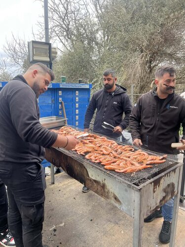 Ρέθυμνο: Με τα παραδοσιακά «μουτζουρώματα» υποδέχτηκαν τη Σαρακοστή στους Αρμενους