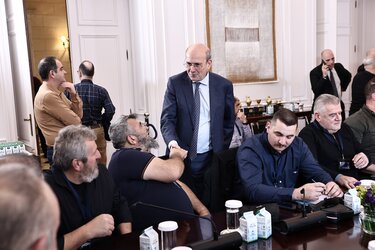 Κτηνοτρόφοι, Μαξίμου