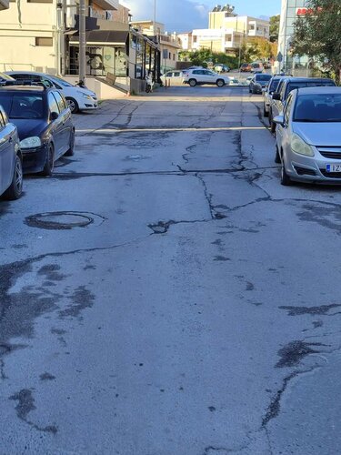 Οδός Στησιχόρου, Λακκούβες