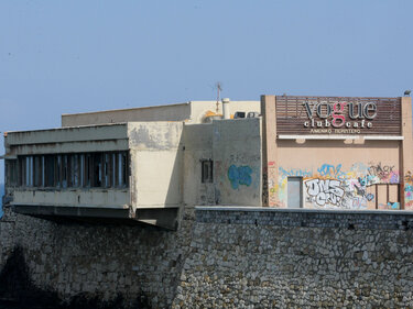 limeniko periptero. image