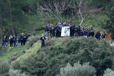 ΟΦΗ λόφος λιβαδειά