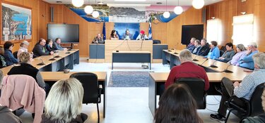 Επίσημη υποδοχή των πρώτων επισκεπτών της τουριστικής περιόδου 2026 στον Δήμο Χερσονήσου