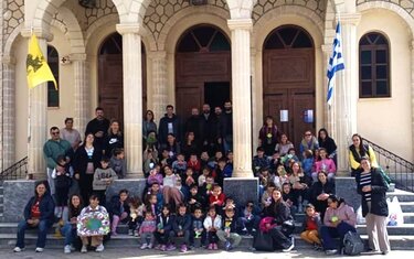 Μοσχοβόλησε … Κρήτη η πλατεία του Αγίου Γεωργίου "Πεταλιώτη"