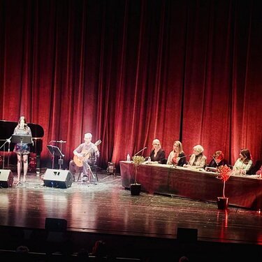 Αγγελική Ζαχαράκη, Εκδήλωση, Ποίηση