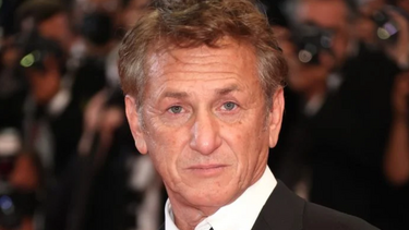 Ο Σον Πεν βραβεύτηκε με Όσκαρ αλλά δεν παραβρέθηκε στην τελετή γιατί βρίσκεται στο Κίεβο