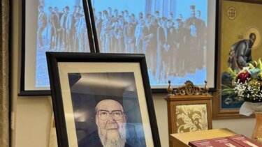 Ρέθυμνο: Με πάνδημη συμμετοχή η παρουσίαση του βιβλίου για τον μακαριστό π. Ιωάννη Πίτερη - Φωτογραφίες