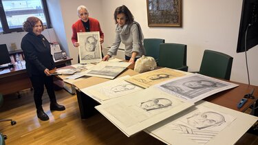 Δωρεά, Νέλλη Βαρβεράκη, Βικελαία Δημοτική Βιβλιοθήκη