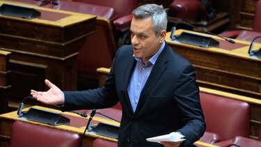 Χάρης Μαμουλάκης: Να λυθεί μια χρόνια εκκρεμότητα και να χαρακτηριστεί το Ηρώο Ηρακλείου ως μνημείο