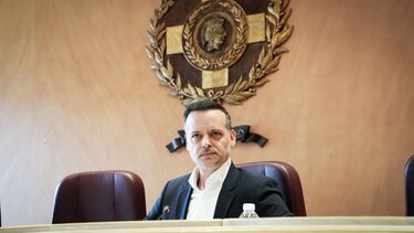 Στον καφενέ με τον Δούκα!