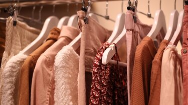 ντουλάπα-ρούχα