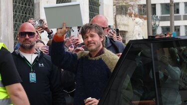 Εκλεισε το κέντρο της Αθήνας για τον Μπραντ Πιτ