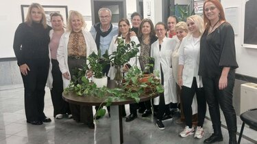 Χαμόγελα και περιποίηση στο Δημαρχείο Πλατανιά για την Παγκόσμια Ημέρα της Γυναίκας